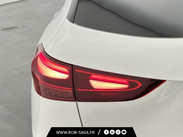 MERCEDES-BENZ GLA 200 d AMG Line  GLA 200 d AMG Line