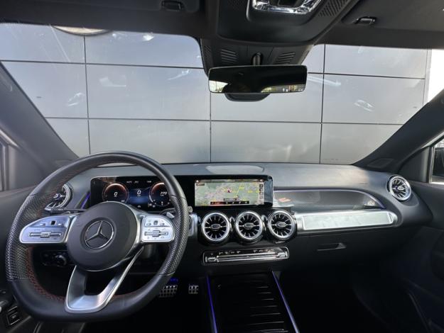 MERCEDES-BENZ GLB 200 d AMG Line  