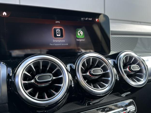 MERCEDES-BENZ GLB 200 d AMG Line  