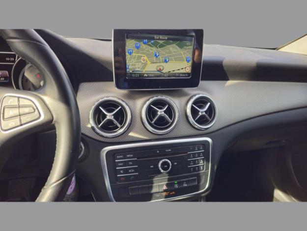 MERCEDES-BENZ GLA 180 URBAN  