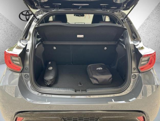 TOYOTA Yaris Hybride Hybride 130h GR SPORT  5