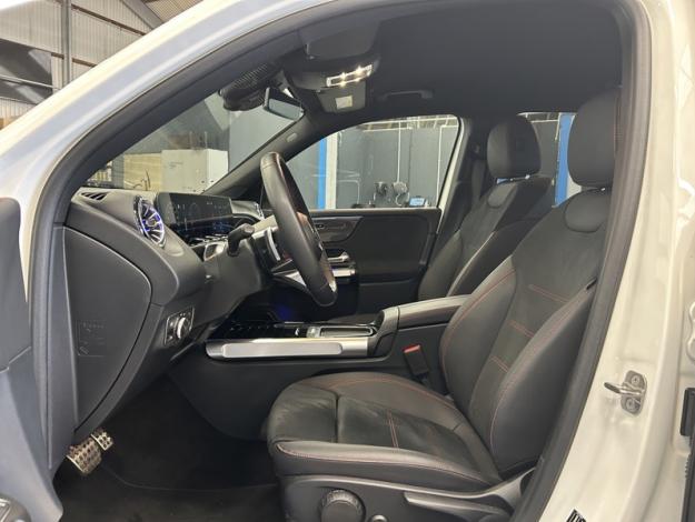 MERCEDES-BENZ GLB 200 d AMG Pack Night Facelift Attelage  