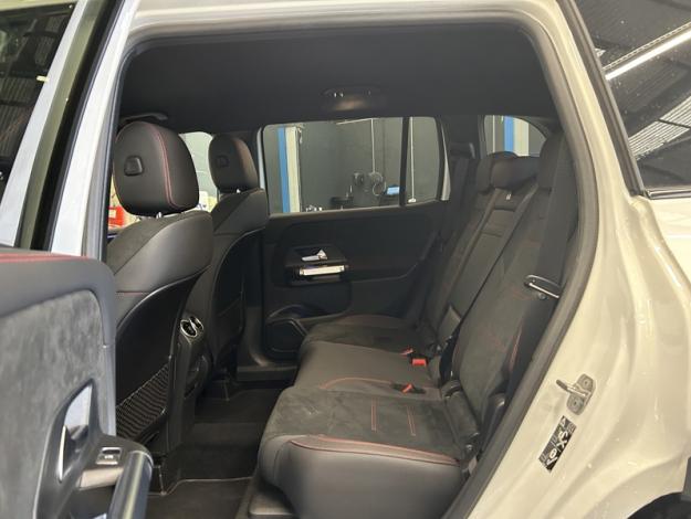 MERCEDES-BENZ GLB 200 d AMG Pack Night Facelift Attelage  