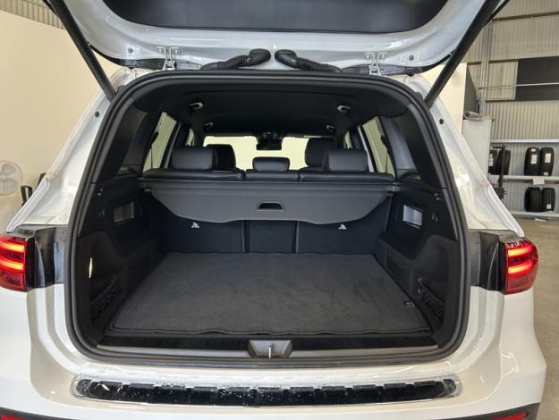 MERCEDES-BENZ GLB 200 d AMG Pack Night Facelift Attelage  