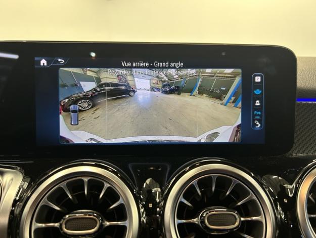 MERCEDES-BENZ GLB 200 d AMG Pack Night Facelift Attelage  