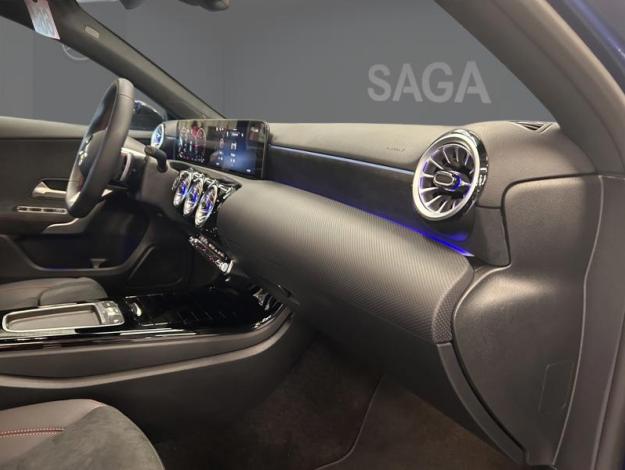 MERCEDES-BENZ A 200 d AMG Pack Night Facelift  