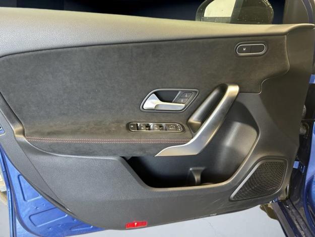 MERCEDES-BENZ A 200 d AMG Pack Night Facelift  