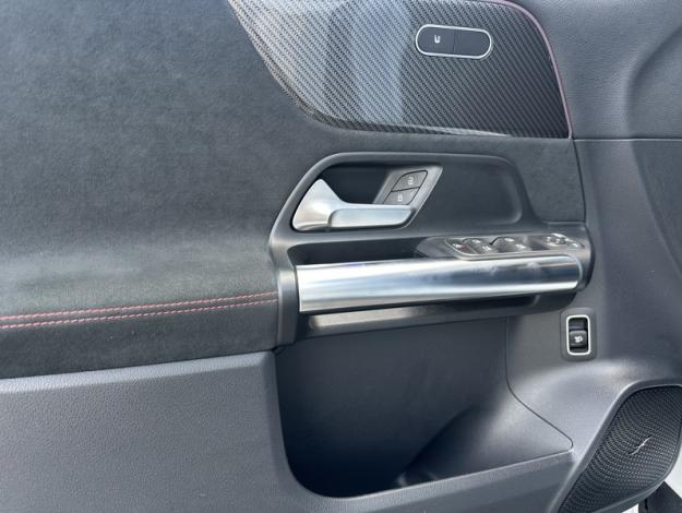 MERCEDES-BENZ GLA 220 d 4MATIC AMG Line  