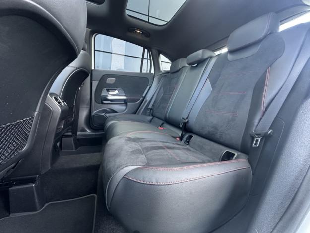 MERCEDES-BENZ GLA 220 d 4MATIC AMG Line  
