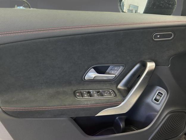 MERCEDES-BENZ CLA 200 d Shooting Brake AMG Pack Night Facelift  