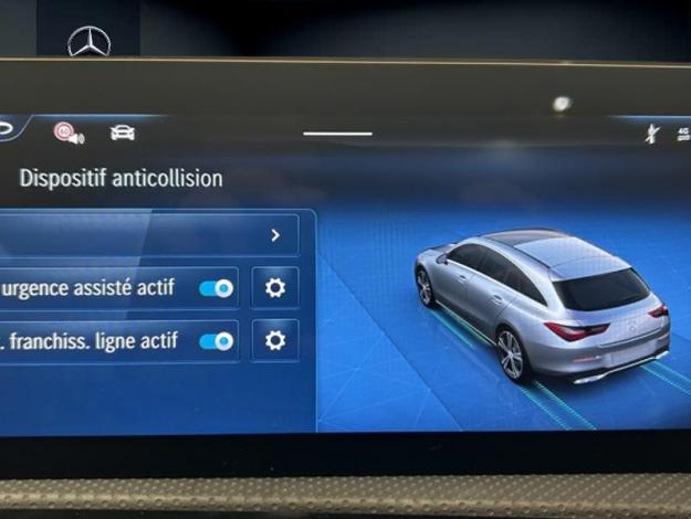 MERCEDES-BENZ CLA 200 d Shooting Brake AMG Pack Night Facelift  