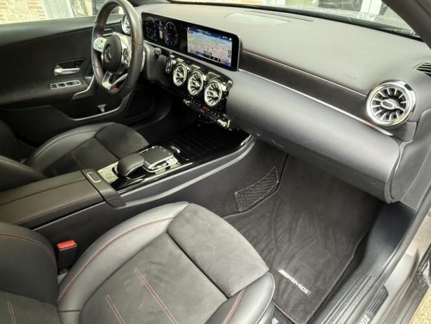 MERCEDES-BENZ Classe A 180 d AMG Line  