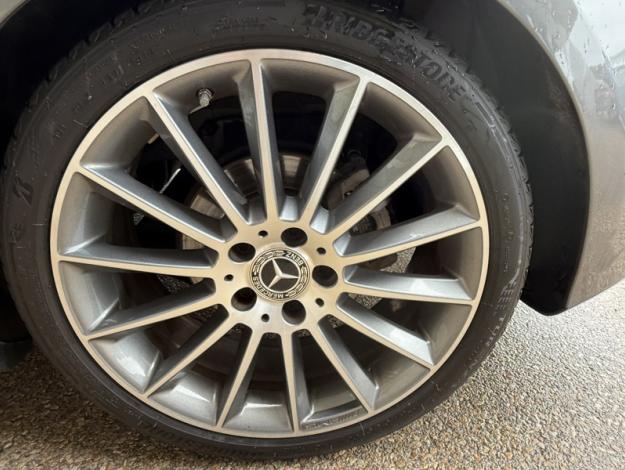 MERCEDES-BENZ Classe A 180 d AMG Line  