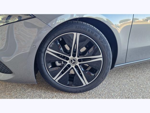MERCEDES-BENZ Classe A 180 Progressive Line  Classe A 180 Progressive Line