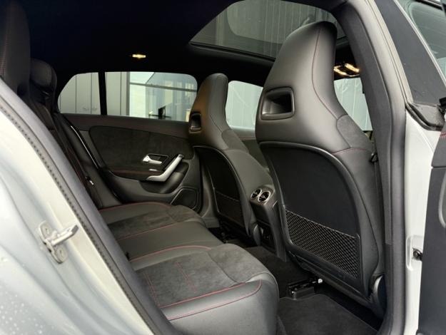 MERCEDES-BENZ CLA Shooting Brake CLA 220 d Shooting Brake AMG Line  CLA 220 d Shooting Brake AMG Line