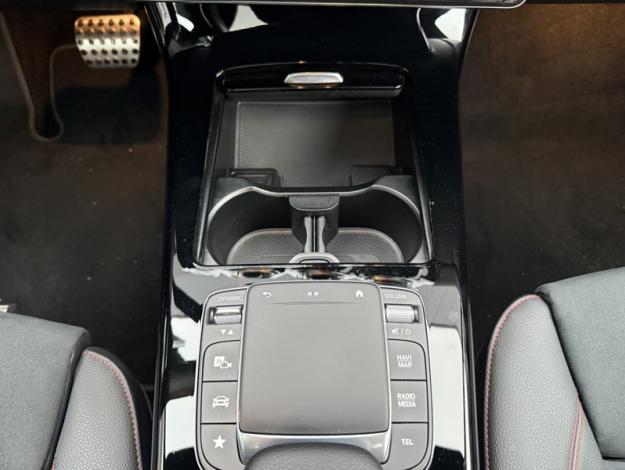 MERCEDES-BENZ CLA Shooting Brake CLA 220 d Shooting Brake AMG Line  CLA 220 d Shooting Brake AMG Line