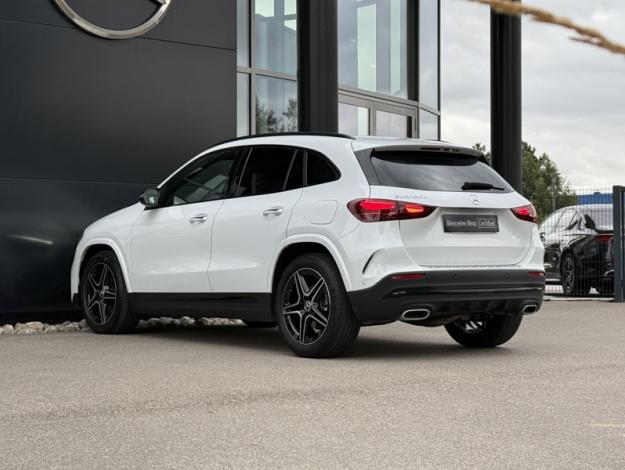 MERCEDES-BENZ GLA 180 d AMG Line  