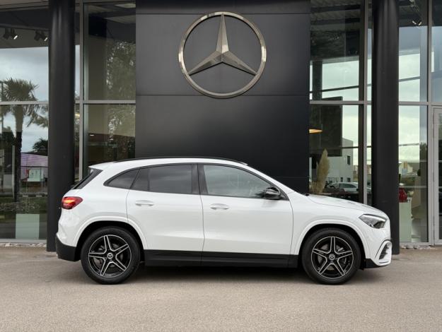 MERCEDES-BENZ GLA 180 d AMG Line  