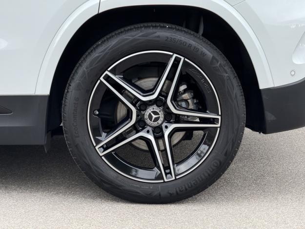 MERCEDES-BENZ GLA 180 d AMG Line  