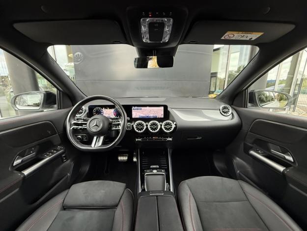 MERCEDES-BENZ GLA 180 d AMG Line  