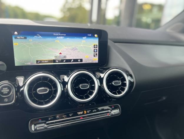 MERCEDES-BENZ GLA 200 Progressive Line  GLA 200 Progressive Line