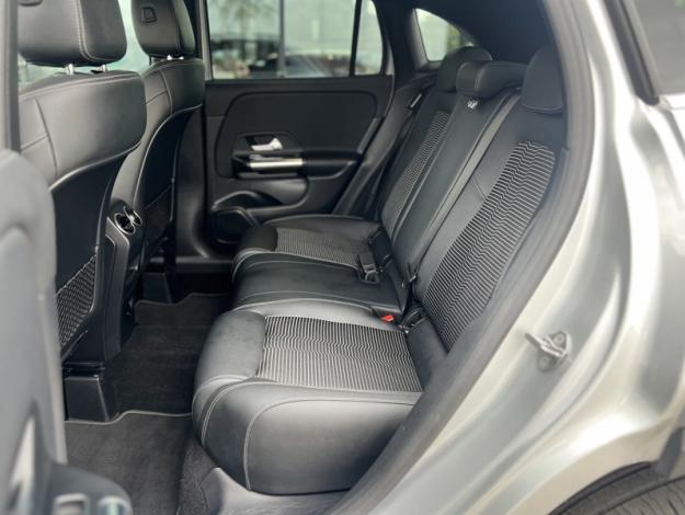 MERCEDES-BENZ GLA 200 Progressive Line  GLA 200 Progressive Line