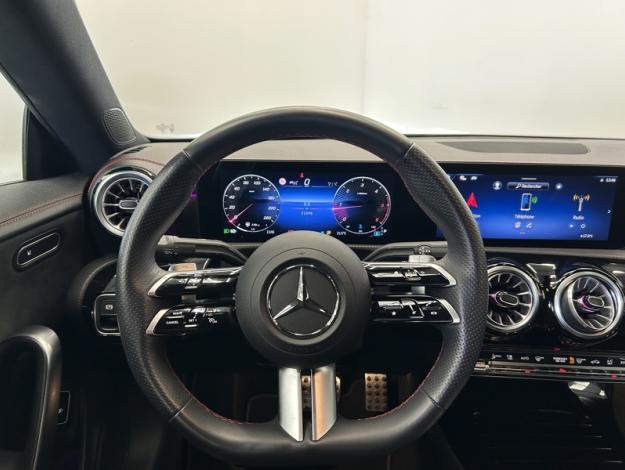 MERCEDES-BENZ CLA 200 d Coupé AMG Pack Night  