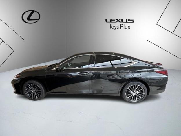 LEXUS ES 300H LUXE  ES 300H HYBRIDE MC LUXE MY23 SHOWROOM