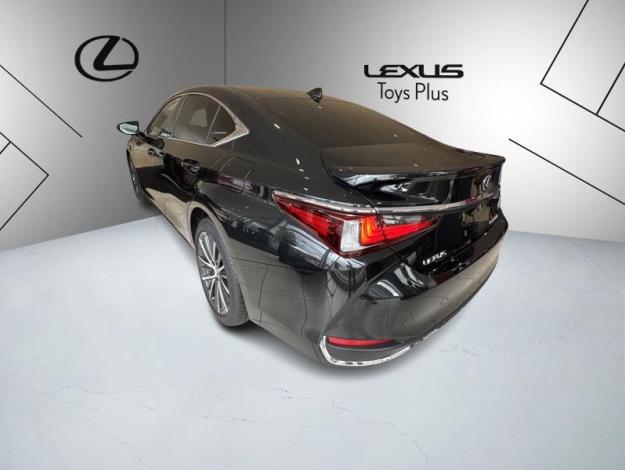 LEXUS ES 300H LUXE  ES 300H HYBRIDE MC LUXE MY23 SHOWROOM