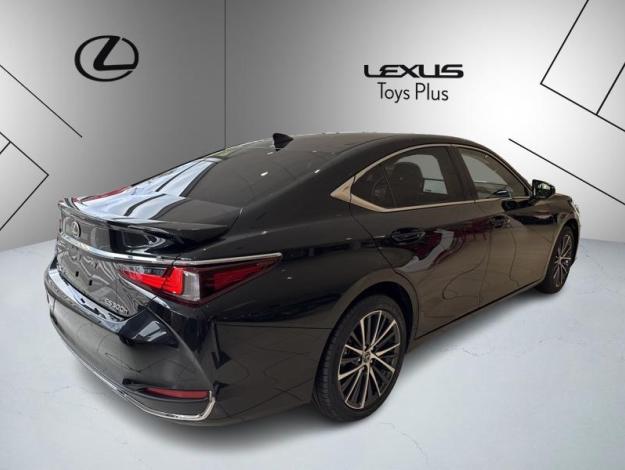 LEXUS ES 300H LUXE  ES 300H HYBRIDE MC LUXE MY23 SHOWROOM