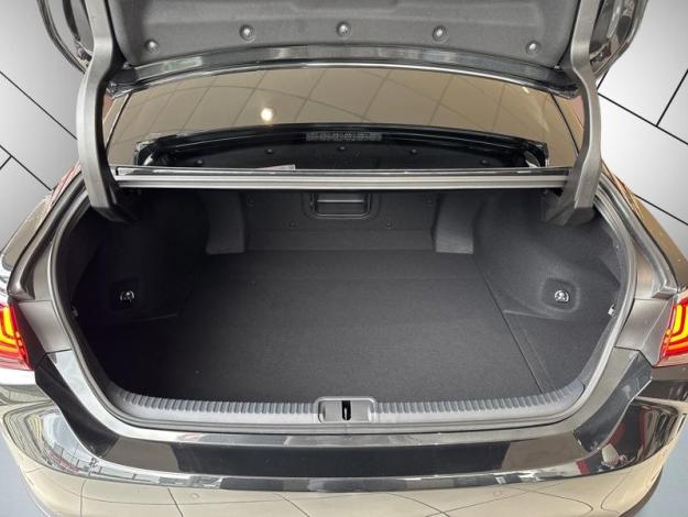 LEXUS ES 300H LUXE  ES 300H HYBRIDE MC LUXE MY23 SHOWROOM