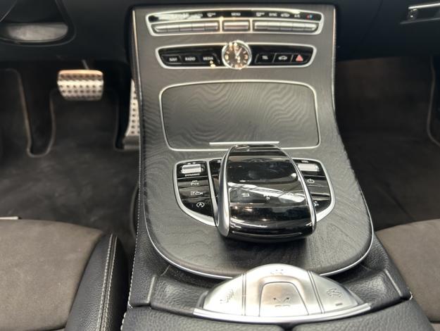 MERCEDES-BENZ E 220 d Cabriolet Executive AMG Line 