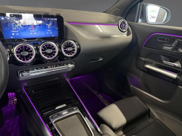 MERCEDES-BENZ GLA 200 AMG Pack Night FULL PACK AMG 