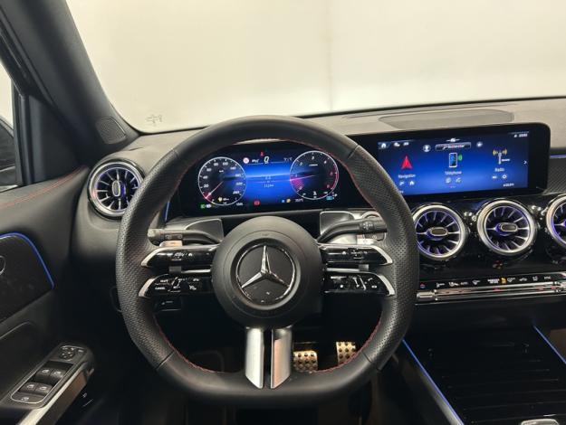 MERCEDES-BENZ GLB 200 d AMG Line Facelift  