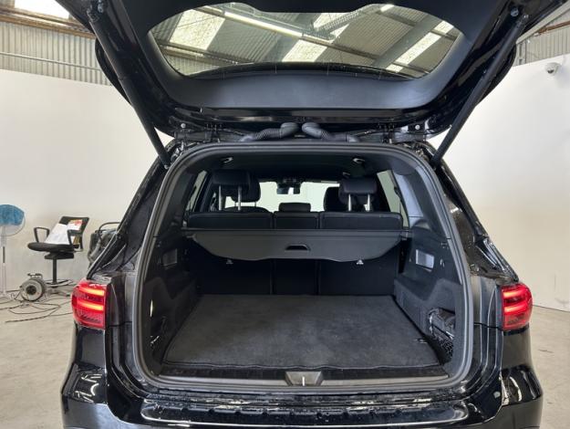 MERCEDES-BENZ GLB 200 d AMG Line Attelage Facelift  