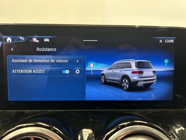 MERCEDES-BENZ GLB 200 d AMG Line Attelage Facelift  