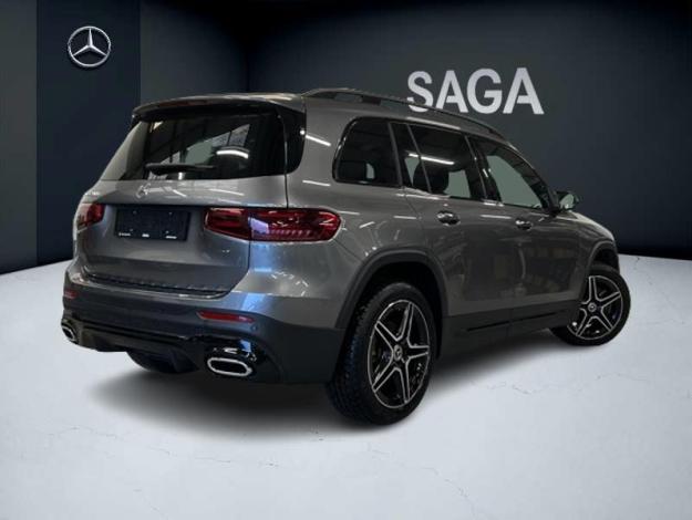 MERCEDES-BENZ GLB 200 d AMG Line Attelage Facelift  