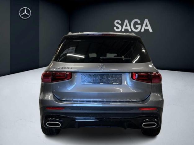 MERCEDES-BENZ GLB 200 d AMG Line Attelage Facelift  