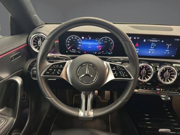 MERCEDES-BENZ CLA 180 Shooting Break Facelift Luxury Line  