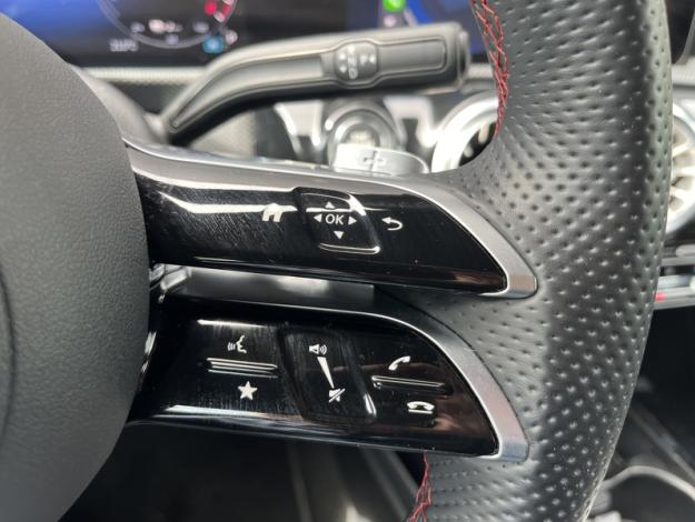 MERCEDES-BENZ Classe A 250 e AMG Line  