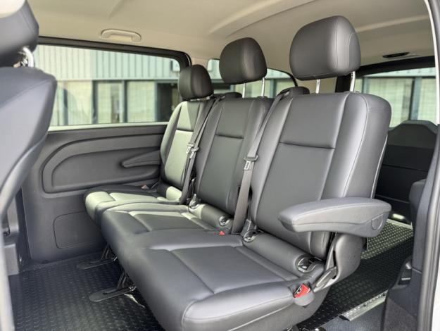 MERCEDES-BENZ Vito 119 CDI 4x4 Mixto Long Select 