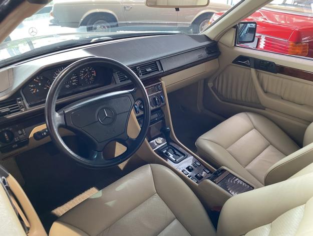 MERCEDES-BENZ Classe E Cabriolet 300 CE-24 Cabrio  