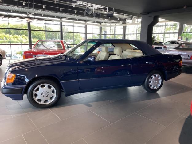 MERCEDES-BENZ Classe E Cabriolet 300 CE-24 Cabrio  