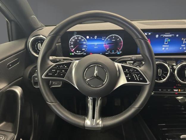 MERCEDES-BENZ A 180 d Luxury Line Facelift  