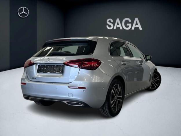 MERCEDES-BENZ A 180 d Luxury Line Facelift  