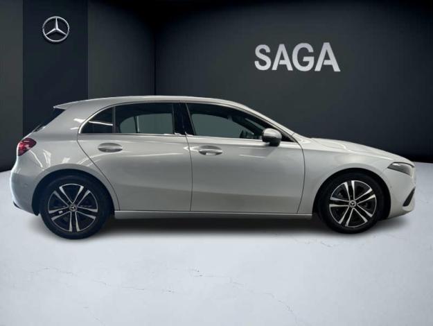 MERCEDES-BENZ A 180 d Luxury Line Facelift  