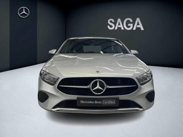 MERCEDES-BENZ A 180 d Luxury Line Facelift  