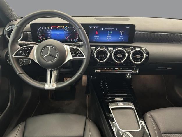 MERCEDES-BENZ A-Klasse A 180 d