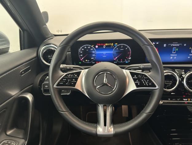 MERCEDES-BENZ A 180 d Luxury Line Facelift  