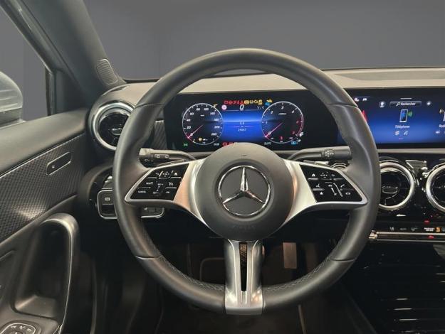 MERCEDES-BENZ A-Klasse A 180 d